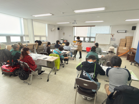 10월 천연비누 교실 활동 사진