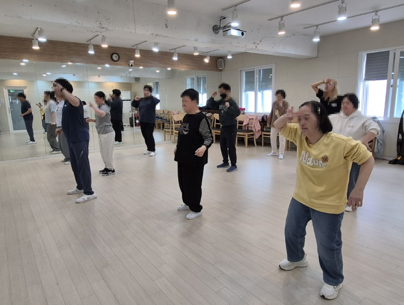 댄스3.png